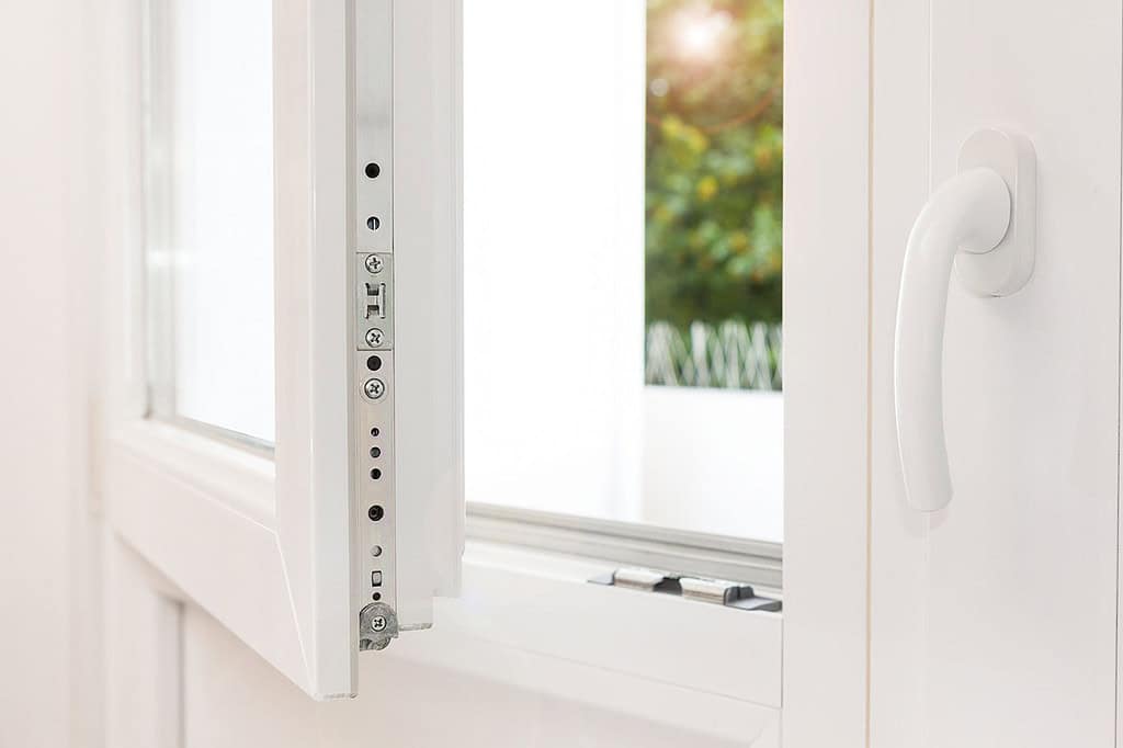 How to adjust double glazed window hinges